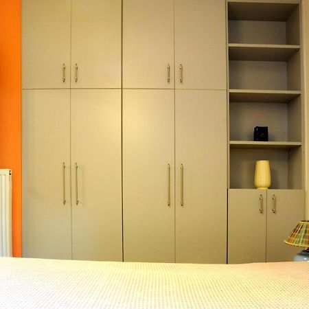 Olive And Orange Apartment Mystras Eksteriør bilde